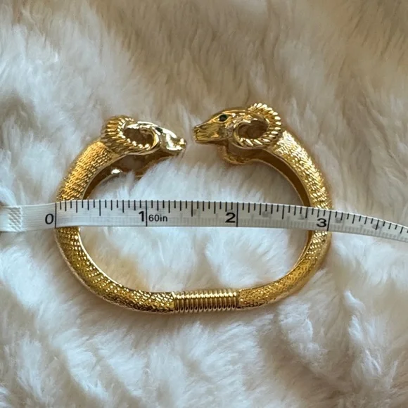 Kenneth Jay Lane & Avon Ram Head Cuff Bracelet - BRAND NEW IN BOX - Picture 6 of 7